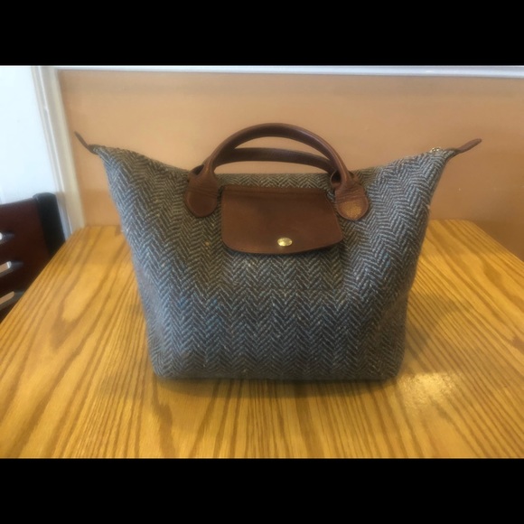*sold* Longchamp Tweed Tote Small - Picture 1 of 6
